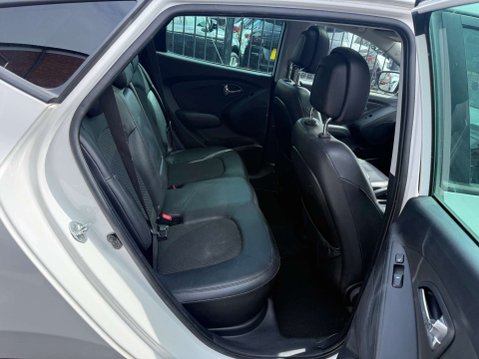 Hyundai ix35 1.7 ix35 Premium CRDi 5dr 7