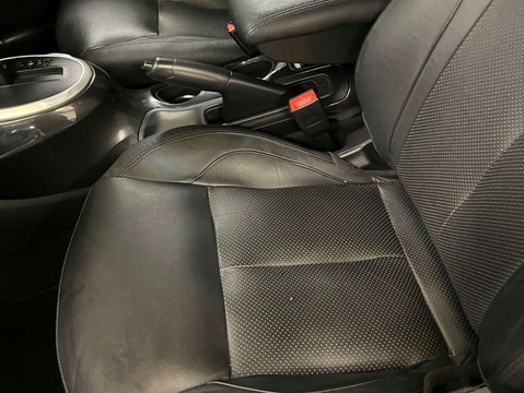 Nissan Juke 1.6 Juke Tekna CVT 5dr 33