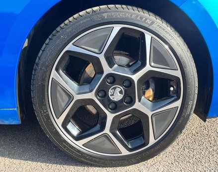 Vauxhall Astra 1.2 Astra Ultimate Turbo Auto 5dr 15