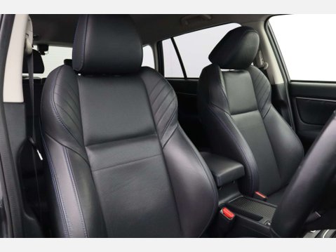 Subaru Levorg 2.0 Levorg GT Symmetrical AWD CVT 4WD 5dr 17