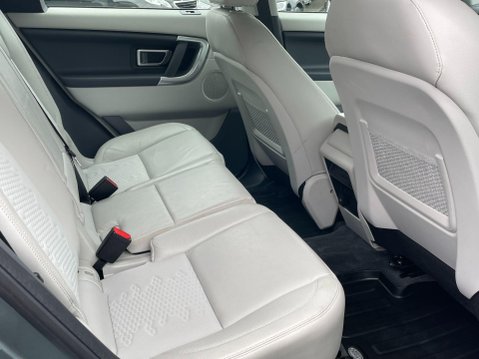 Land Rover Discovery Sport 2.0 TD4 SE 4WD Euro 6 (s/s) 5dr (5 Seat) 20