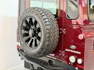 Land Rover Defender 2.2 TDCi XS Station Wagon Double Cab 5dr Diesel Manual 4WD MWB Euro 5 (122 38