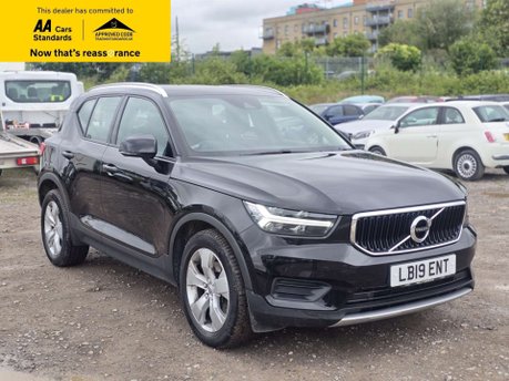 Volvo XC40 2.0 T4 Momentum SUV 5dr Petrol Auto AWD Euro 6 (s/s) (190 ps) 3