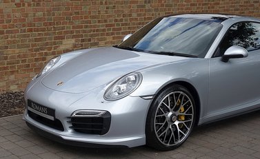 Porsche 911 (991) Turbo S 5