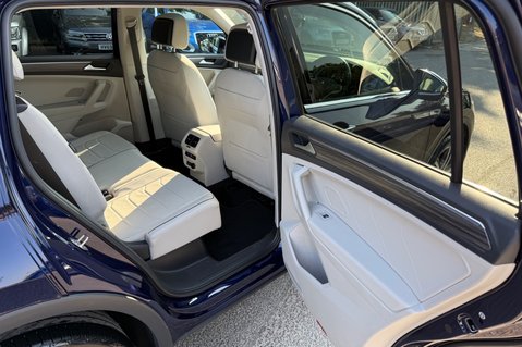 Volkswagen Tiguan Allspace ELEGANCE TDI 4MOTION DSG 29