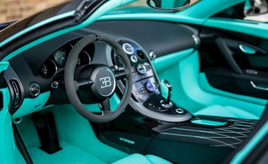 Bugatti Veyron Grand Sport Vitesse 13