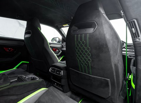 Lamborghini Urus PERFORMANTE 28