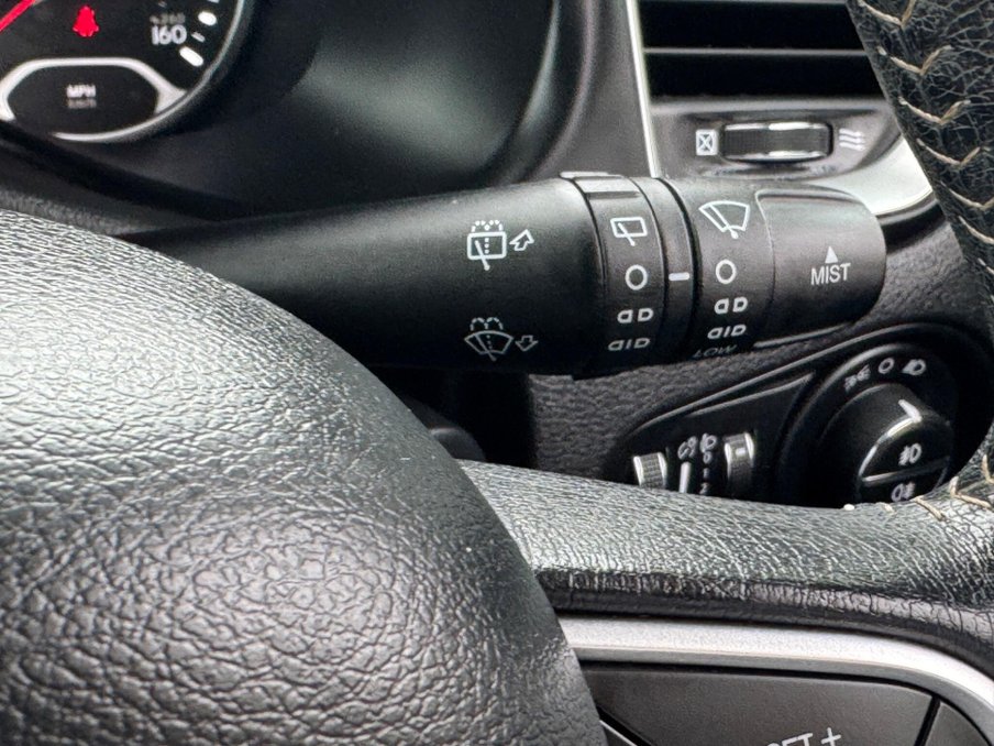 2016 Jeep Renegade — image 34