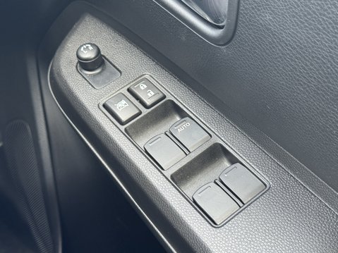 Suzuki Ignis 1.2 Dualjet 12V Hybrid SZ5 5dr CVT 29