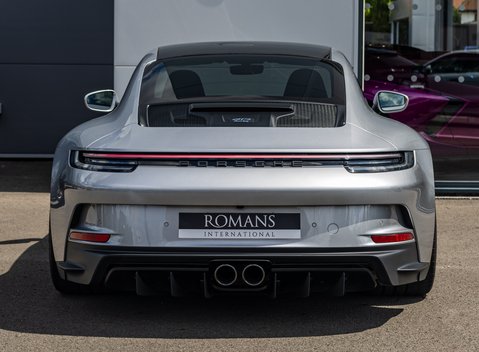 Porsche 911 GT3 TOURING (992) 3