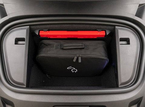 Porsche Taycan TURBO 28