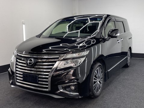 Nissan Elgrand E52 3.5 V6 4WD Highway Star, PNE52 4