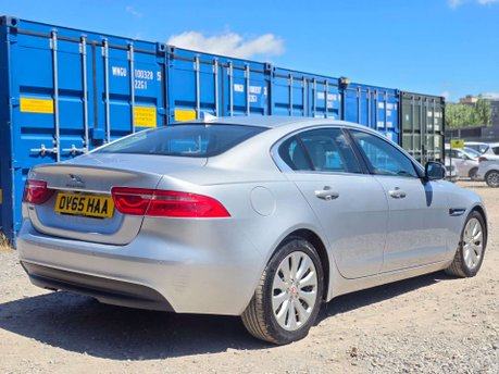 Jaguar XE 2.0d Portfolio Saloon 4dr Diesel Auto Euro 6 (s/s) (163 ps) 29