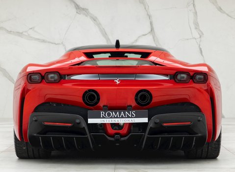 Ferrari SF90 Stradale 5