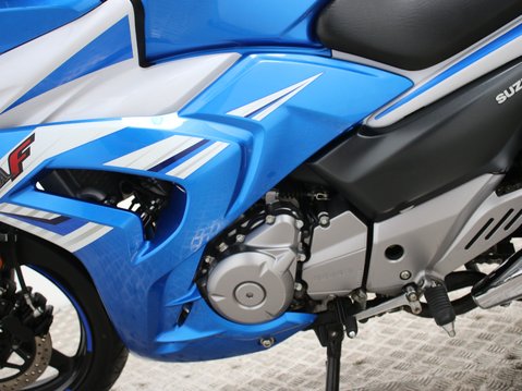 Suzuki Inazuma GW 250 FL5 25