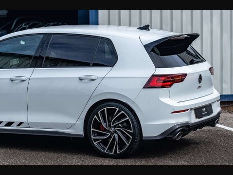 Volkswagen Golf 2.0 Golf Clubsport GTi TSi Semi-Auto 5dr 24