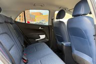 Kia Picanto WAVE. 6 MAIN DEALER SERVICES.. ONLY ONE OWNER.. REVERSING CAMERA.. A/C 22