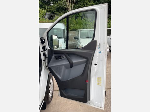 Ford Transit Custom 2.2 TDCi 270 ECOnetic Panel Van 5dr Diesel Manual L1 H1 (162 g/km, 98 bhp) 21