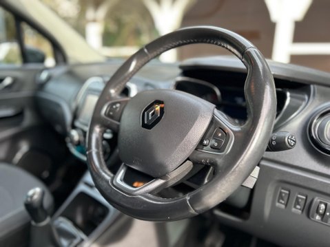 Renault Captur DYNAMIQUE S NAV TCE 23