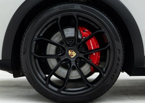 Porsche Cayenne GTS 