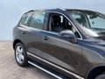 Volkswagen Touareg 3.0 Touareg V6 TSi Hybrid Auto 4WD 5dr 6