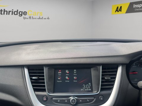 Vauxhall Grandland X 1.2 Turbo SE Premium Euro 6 (s/s) 5dr 26