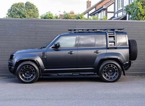 Land Rover Defender 110 OCTA Black 2