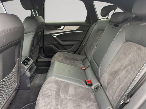 Audi A6 AVANT TDI QUATTRO S LINE BLACK EDITION MHEV 12