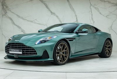 Aston Martin DB12 Coupe