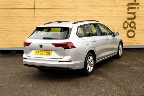 Volkswagen Golf LIFE TSI 2