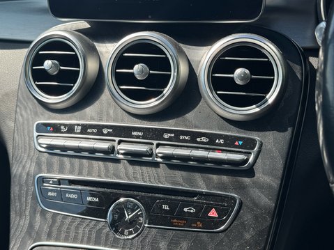 Mercedes-Benz C Class 2.1 C250d AMG Line (Premium Plus) Coupe 2dr Diesel G-Tronic+ Euro 6 (s/s) ( 27