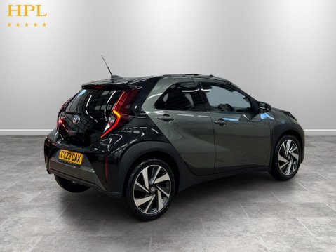 Toyota Aygo X 1.0 VVT-i Edge Hatchback 5dr Petrol Manual Euro 6 (s/s) (72 ps) Alloys - Bl 7