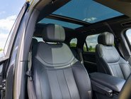 Land Rover Range Rover Sport D300 Dynamic SE 11