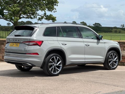 Skoda Kodiaq 2.0 TDI SportLine DSG 4WD Euro 6 (s/s) 5dr (7 Seat) 4