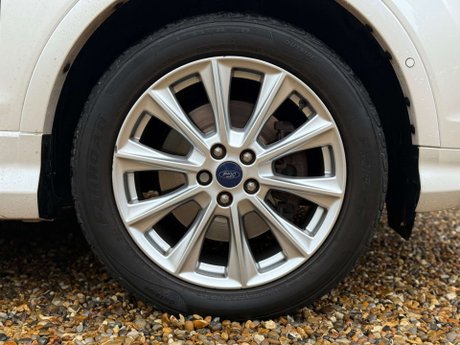 Ford Kuga 1.5 Kuga Vignale 4x4 Auto 4WD 5dr 44