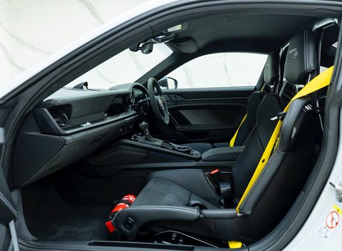 Porsche 911 GT3 RS Weissach (992) 14