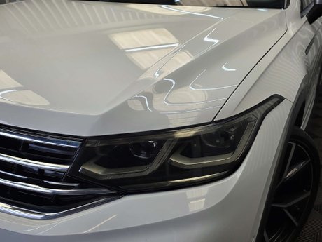 Volkswagen Tiguan 2.0 TSI R SUV 5dr Petrol DSG 4Motion Euro 6 (s/s) (320 ps) 43