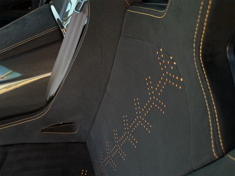 Lamborghini Murcielago LP760-4 SV 63