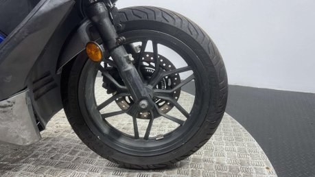 Honda Forza 125 NSS 2018 SPARES OR REPAIR PROJECT SCOOTER LEARNER BIKE 125CC 11