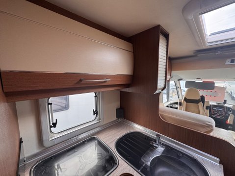 Burstner Aviano i727 27