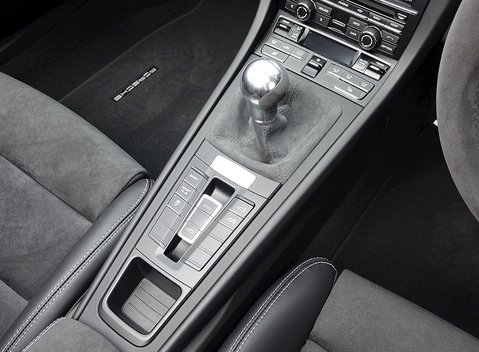 Porsche Boxster Spyder 19