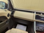 Land Rover Range Rover Sport 4.4 Range Rover Sport Autobiography Dynamic SDV8 Auto 4WD 5dr 52
