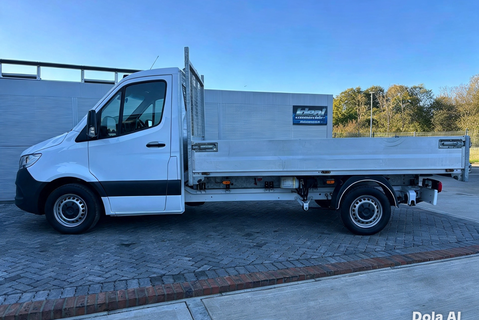 Mercedes-Benz Sprinter 315 Cdi Progressive Tipper with Air Conditioning 9