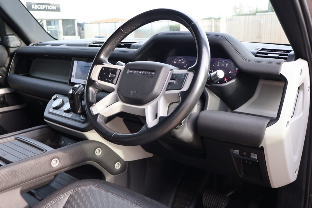 Land Rover Defender 90 X-DYNAMIC SE MHEV styled By seeker Huge spec Price match offer  12