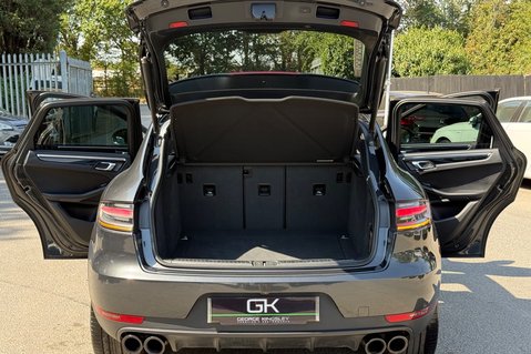 Porsche Macan PDK - 21" TURBO WHEELS -PAN ROOF -BOSE -PASM -CAMERA -£15K EXTRAS  19