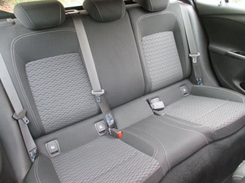 Vauxhall Astra 1.4i Turbo SRi Sports Tourer Euro 6 5dr 28