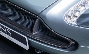 Aston Martin V8 Vantage AMR 29