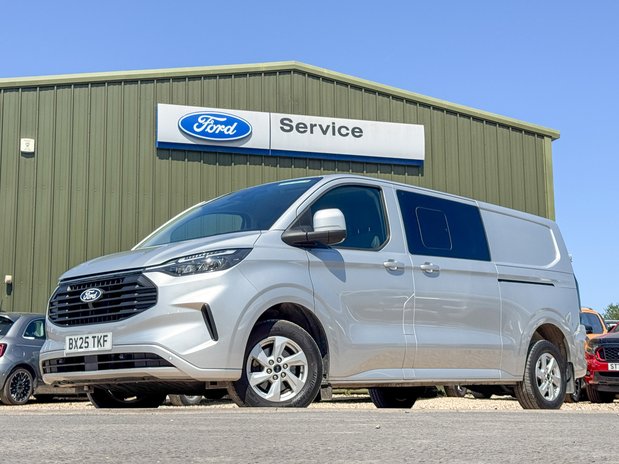 Ford Transit Custom Crew Cab LWB L2H1 Low Roof Limited 320 Air Con Alloys EURO 6 2