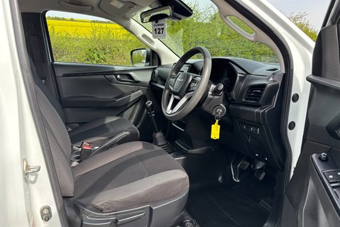 Isuzu D-Max Utility 1.9 TD Single Cab Dropside Truck 14