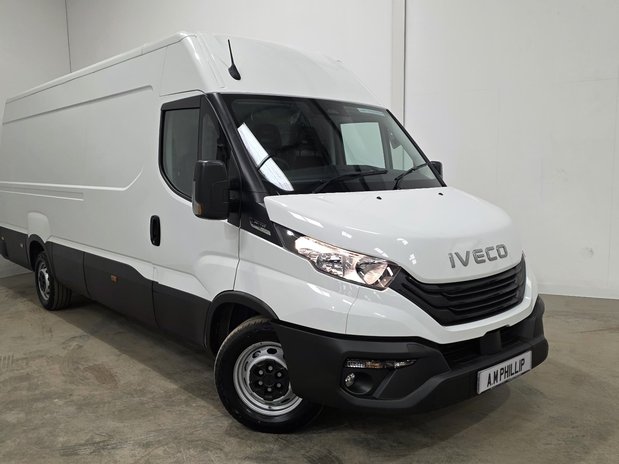 Iveco Daily 2.3 35S14A8 High Roof Comfort Van 4100 WB Hi-Matic 1